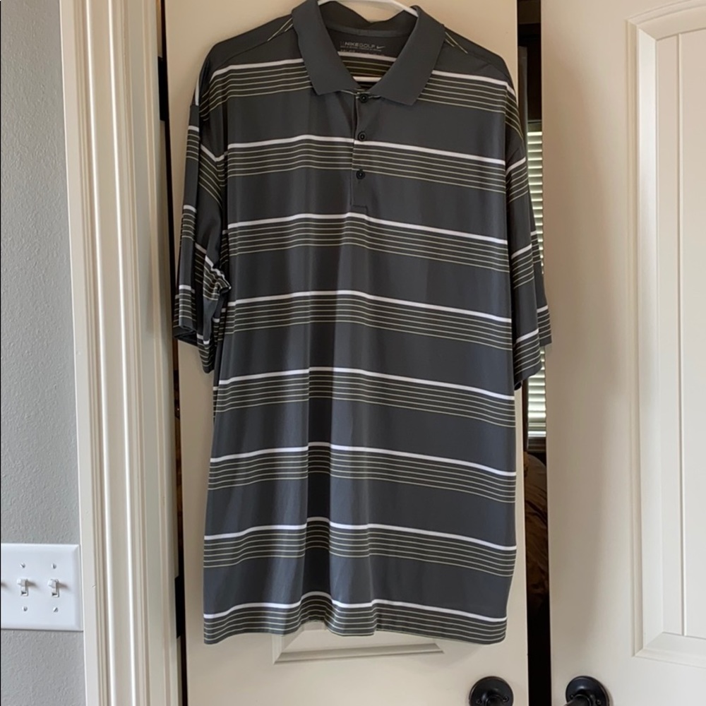 Men’s Nike golf polo